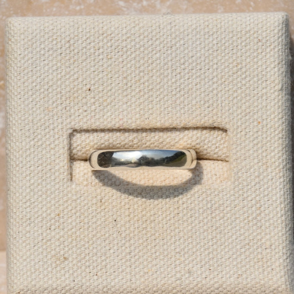 The Oval Ring