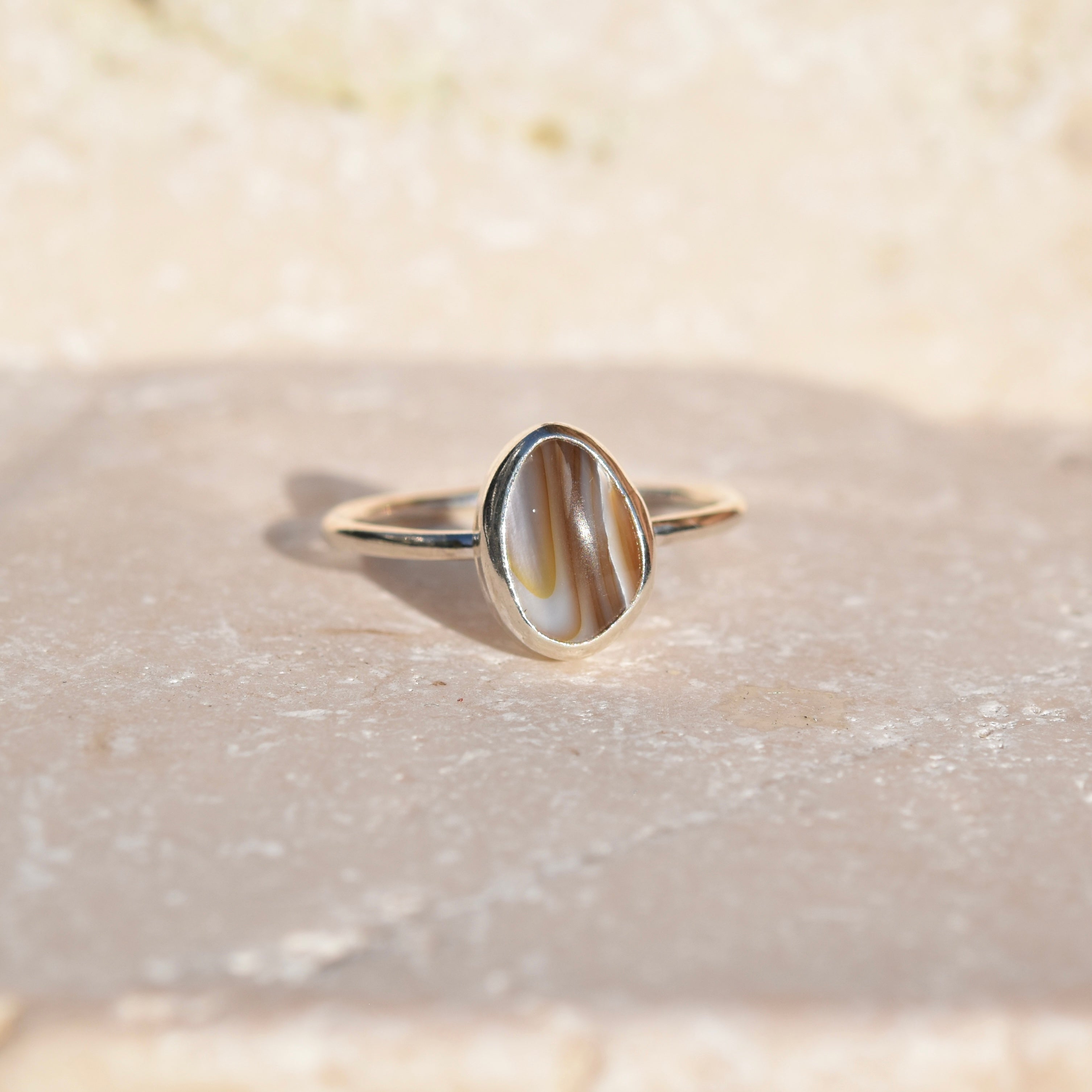 Nacre Shell Ring | Size S