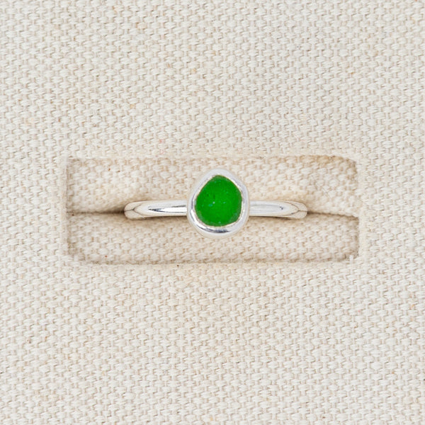 Emerald Green Sea Glass Ring | Size N